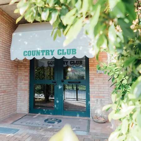 Bed & Breakfast Country Club Sport Alba Adriatica